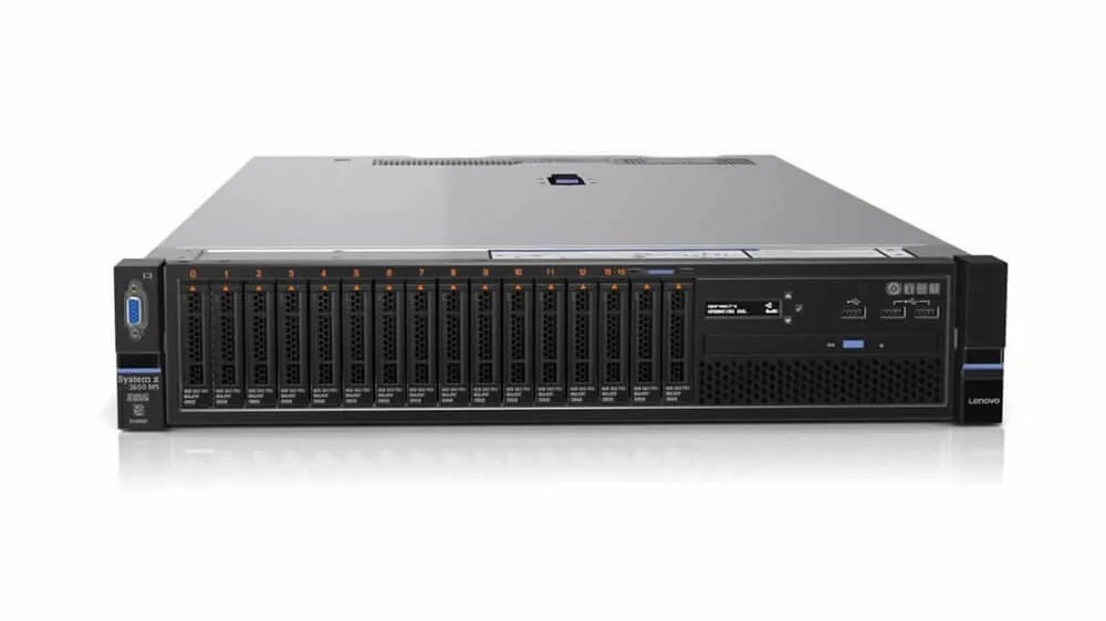 Lenovo System x3650 M5 E5-2660 v3/32Gb /2*750W/8SFF (REMIS A NEUF